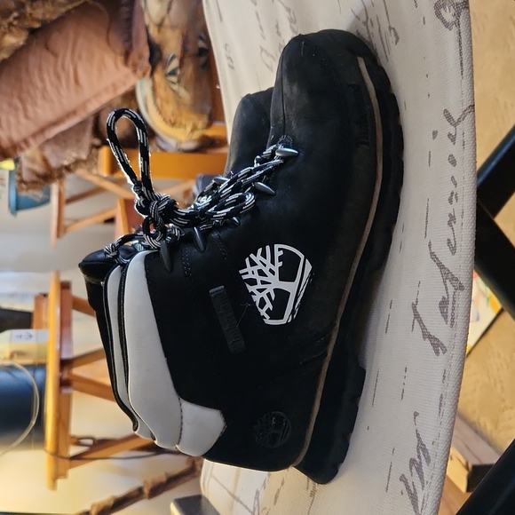 Timberland Other - Timberland black n white look